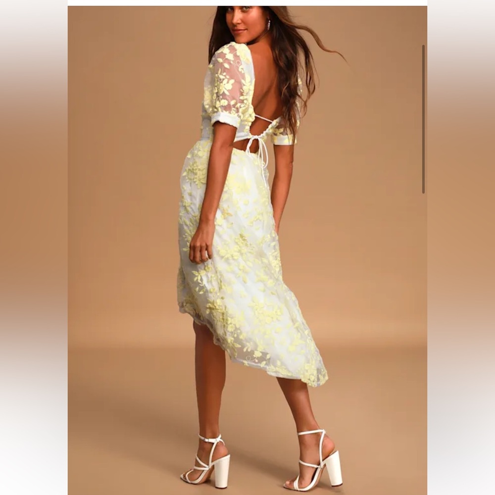 Lulu's Yellow and White Asymmetrical Midi Skirt